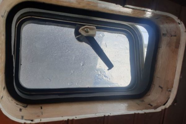 Cmo se puede evitar la condensacin aislando las ventanas?