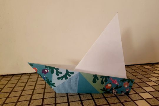 Barco de papel: una versin sencilla y eficaz de catboat