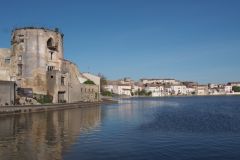 La ciudad se refleja en las aguas de la Gran Cuenca