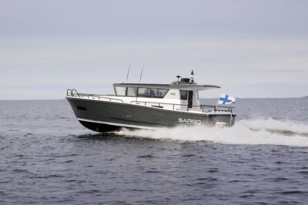 Sargo 45, un barco robusto y elegante para cruceros de larga distancia