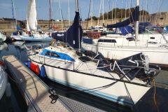 X-79: Un velero razonable para iniciar a sus hijos en la vela