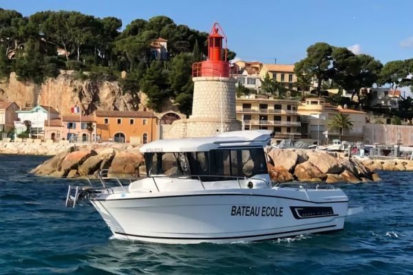 Gu�a completa de permisos de navegaci�n: costera, fluvial, de altura, moton�utica, motorizaci�n, etc.