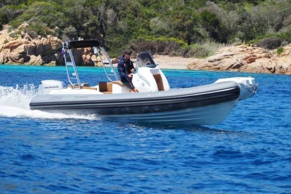 Fanale Marine Filanciu 650, una semirrgida prometedora