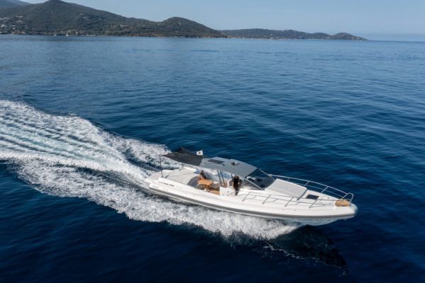 Maio 1400: Fanale Marine entra en la liga de los maxi neumticos