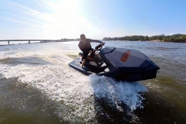 El Viva Cruizer puede alcanzar los 35 nudos