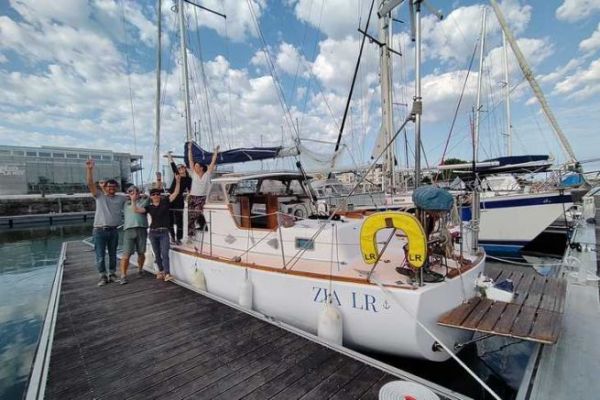 El barco despus de reparaciones importantes