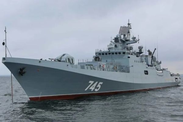 La fragata �Almirante Grigorovich� realiz� varios disparos de advertencia en direcci�n a la pareja de jubilados